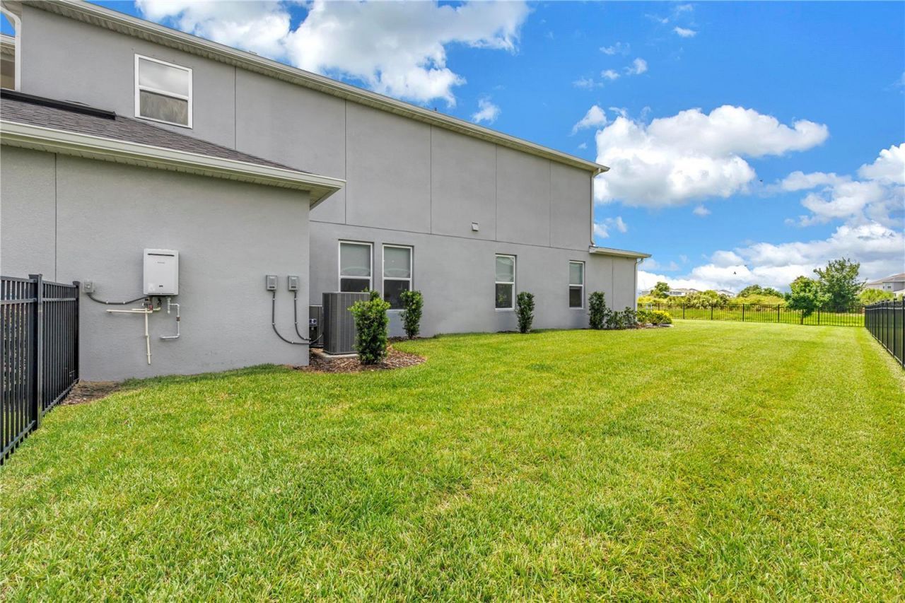 11133 Fieldstone Drive, Palmetto, FL 34221 Photo