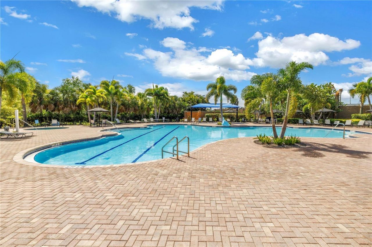 11133 Fieldstone Drive, Palmetto, FL 34221 Photo