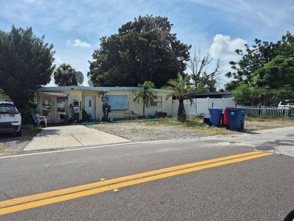 4007 FLAMINGO DRIVE, NEW PORT RICHEY, FL 34652