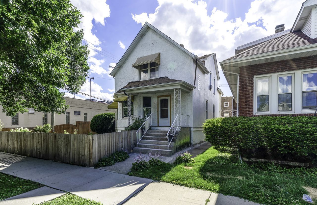 2416 N Rutherford Avenue, Chicago, IL 60607 Main Photo