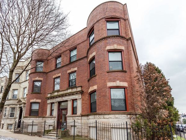 923 W Sheridan Road , Unit 1, Chicago, IL 60613