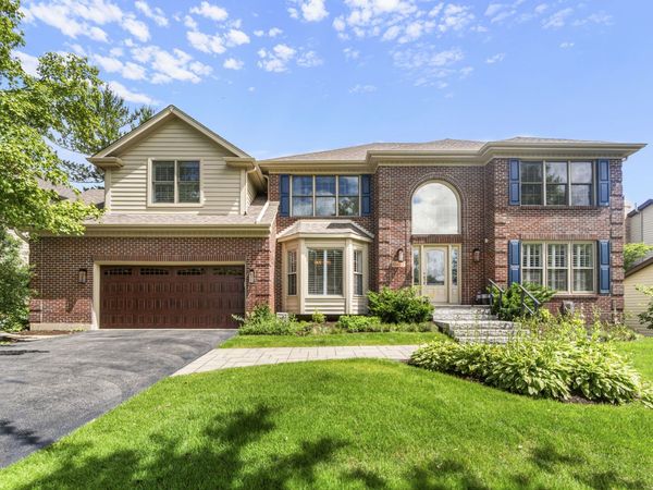 6437 Greene Road , Woodridge, IL 60517