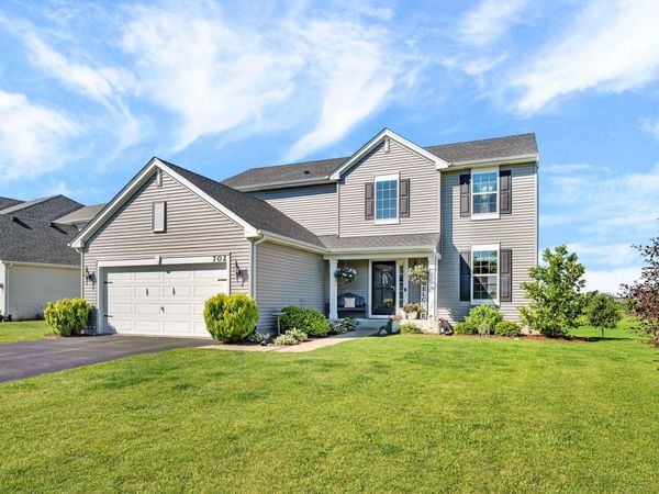 702 Kentshire Drive , Yorkville, IL 60560