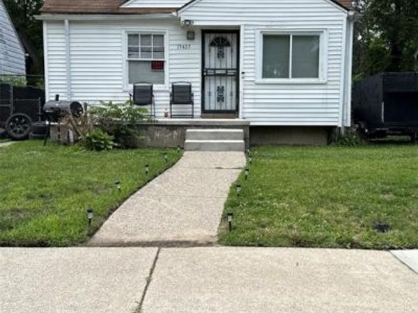 15427 Patton Street, Detroit, MI 48223