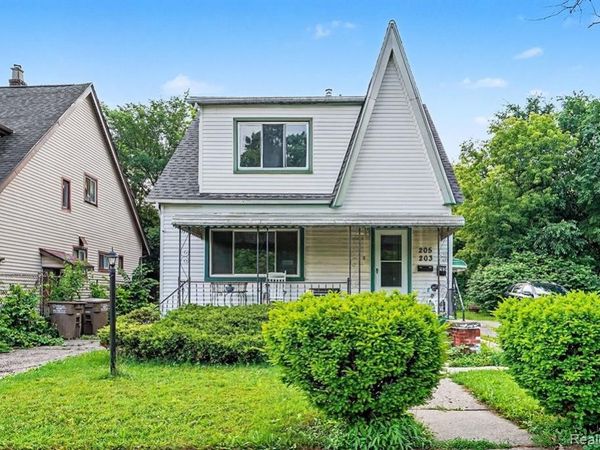 203 S Marshall Street, Pontiac, MI 48342