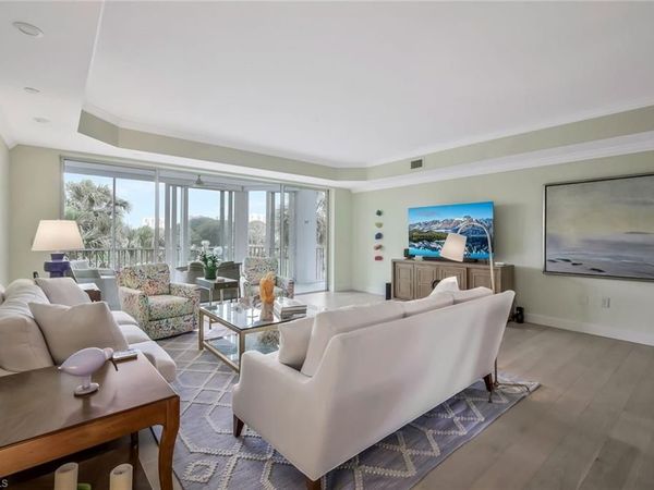 8440 ABBINGTON CIR, Unit D25, NAPLES, FL 34108
