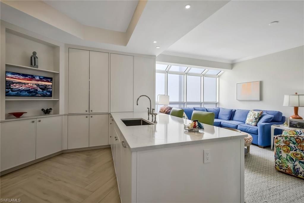 8440 Abbington Cir, Unit D25, Naples, FL 34108 Photo