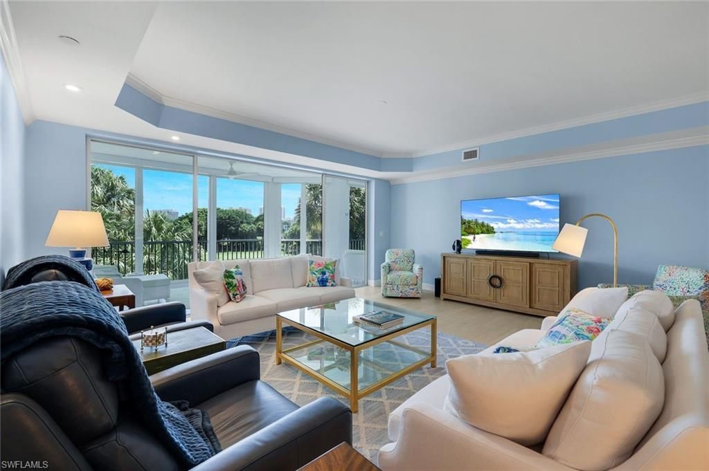 8440 Abbington Cir, Unit D25, Naples, FL 34108 Photo
