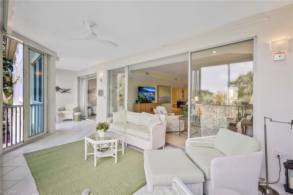 8440 Abbington Cir, Unit D25, Naples, FL 34108 Photo