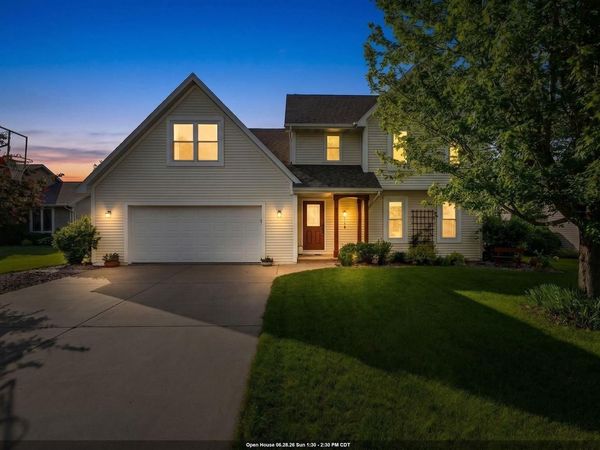 4501 N STONEBRIDGE COURT, Appleton, WI 54913