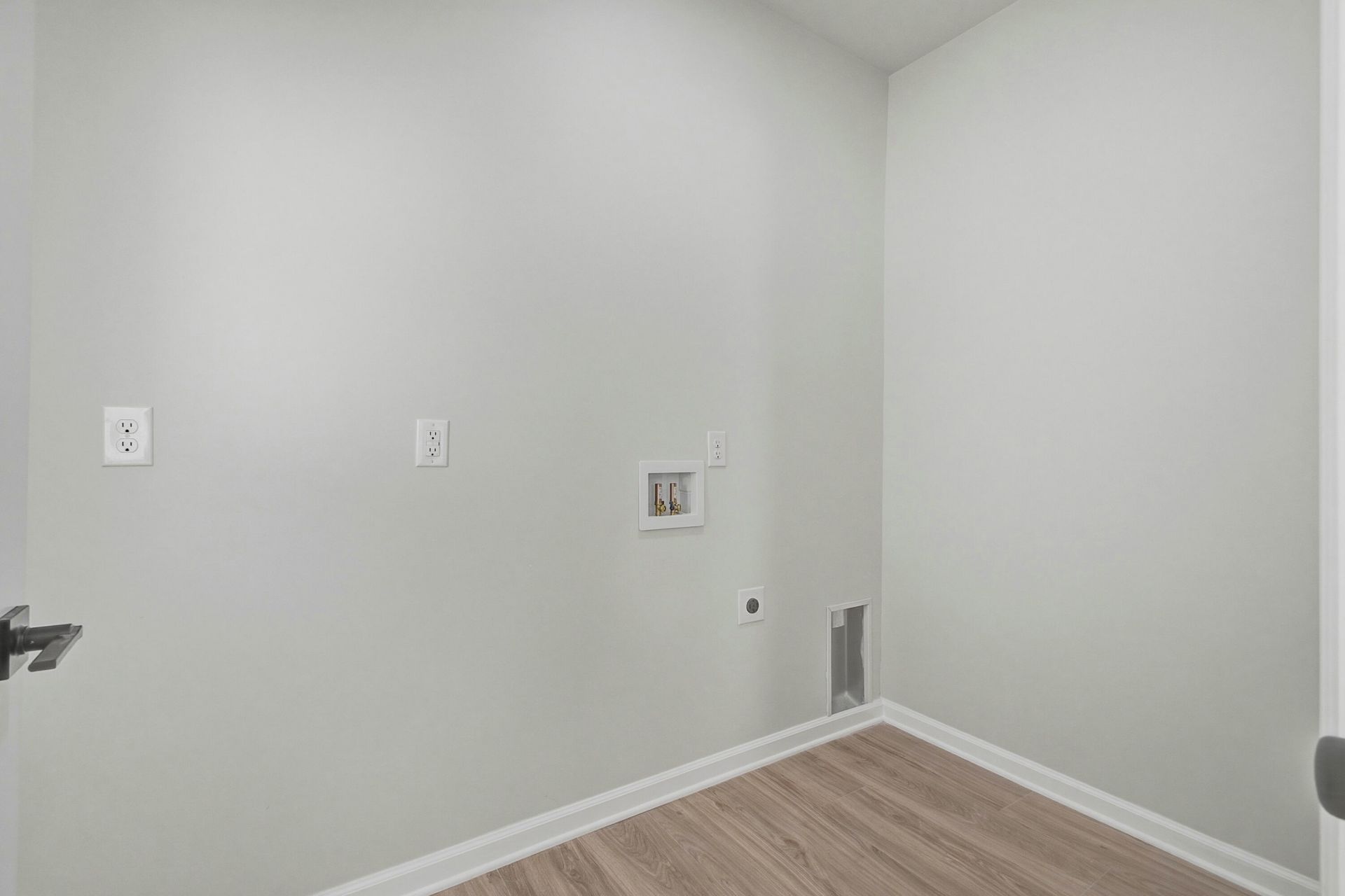 4707 Boundary Street Photo 19