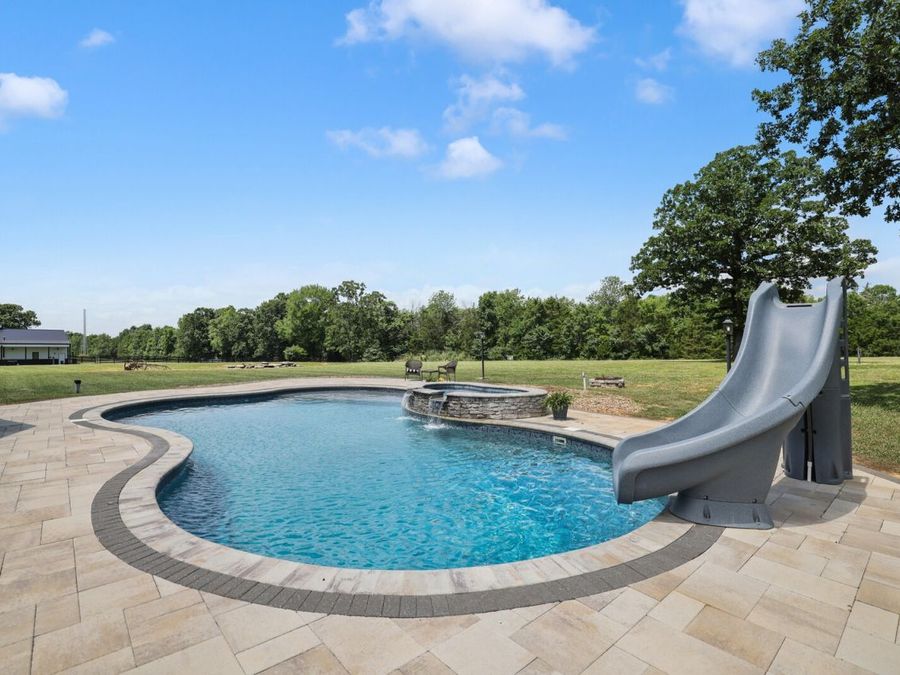 Property Image 61