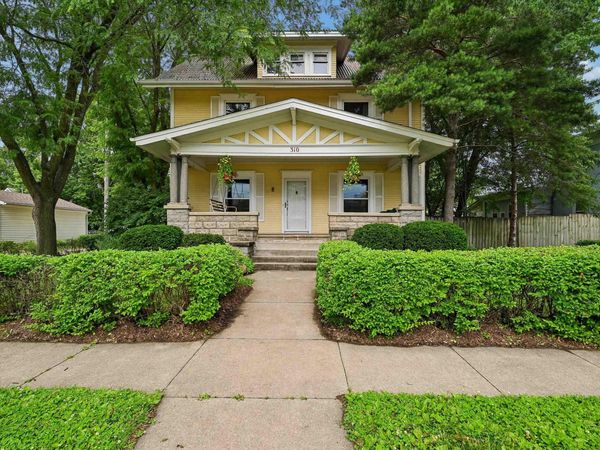 310 SW 5th Street, Waverly, IA 50677
