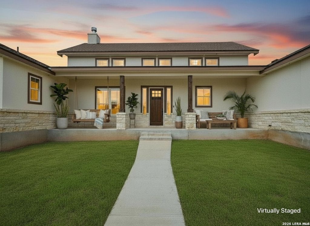 109 Medora Branch, Floresville, TX 78114 Main Photo