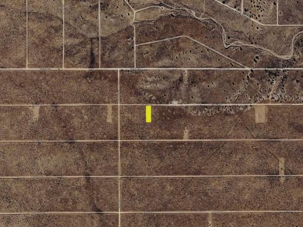 1st (U2 B2 L6) Avenue SW, Rio Rancho, NM 87124