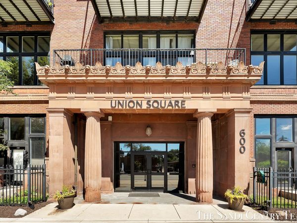 600 Broadway Avenue NW, Unit 613, Grand Rapids, MI 49504