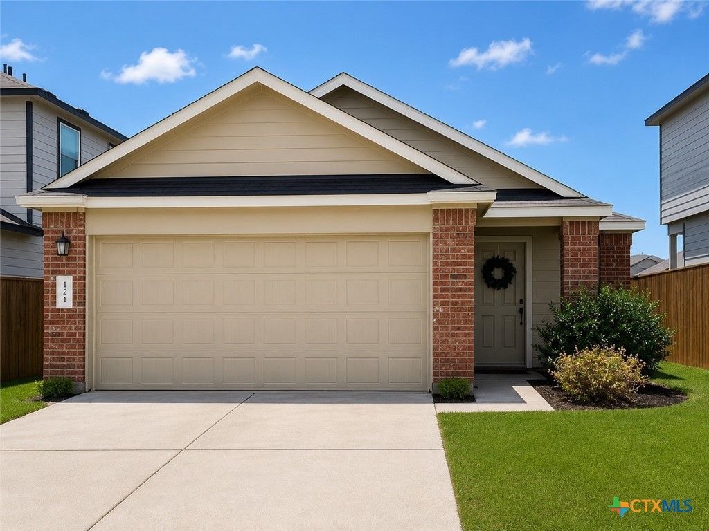 121 Rowdy Yates Way, Jarrell, TX 76537 Main Photo