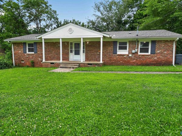 4913 Westwood Drive NW, Huntsville, AL 35810