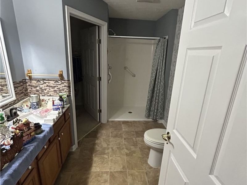 1313 Wynridge Avenue, Louisville, OH 44641 Photo 6