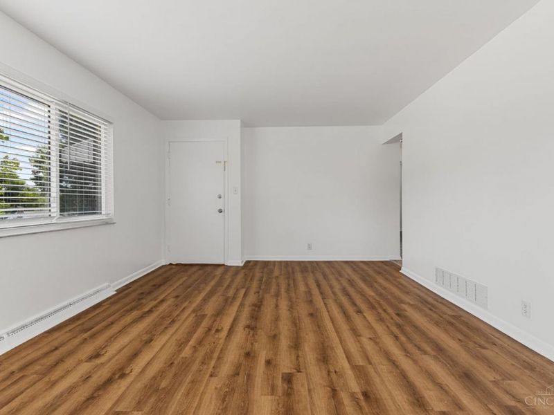 4947 Charlemar Drive, Cincinnati, OH 45227 Photo 4