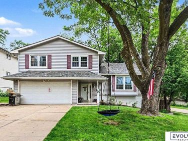 3302 Daniell Street, Bellevue, NE 68123