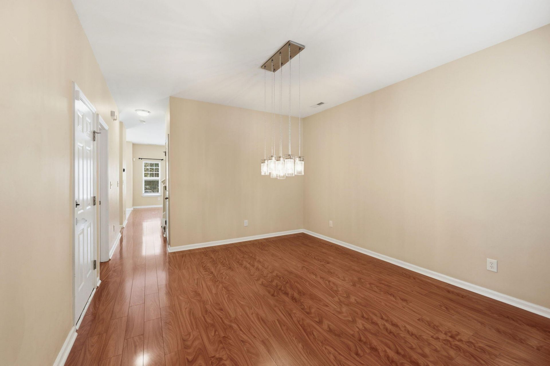 103 Angel Oaks Court Photo 4