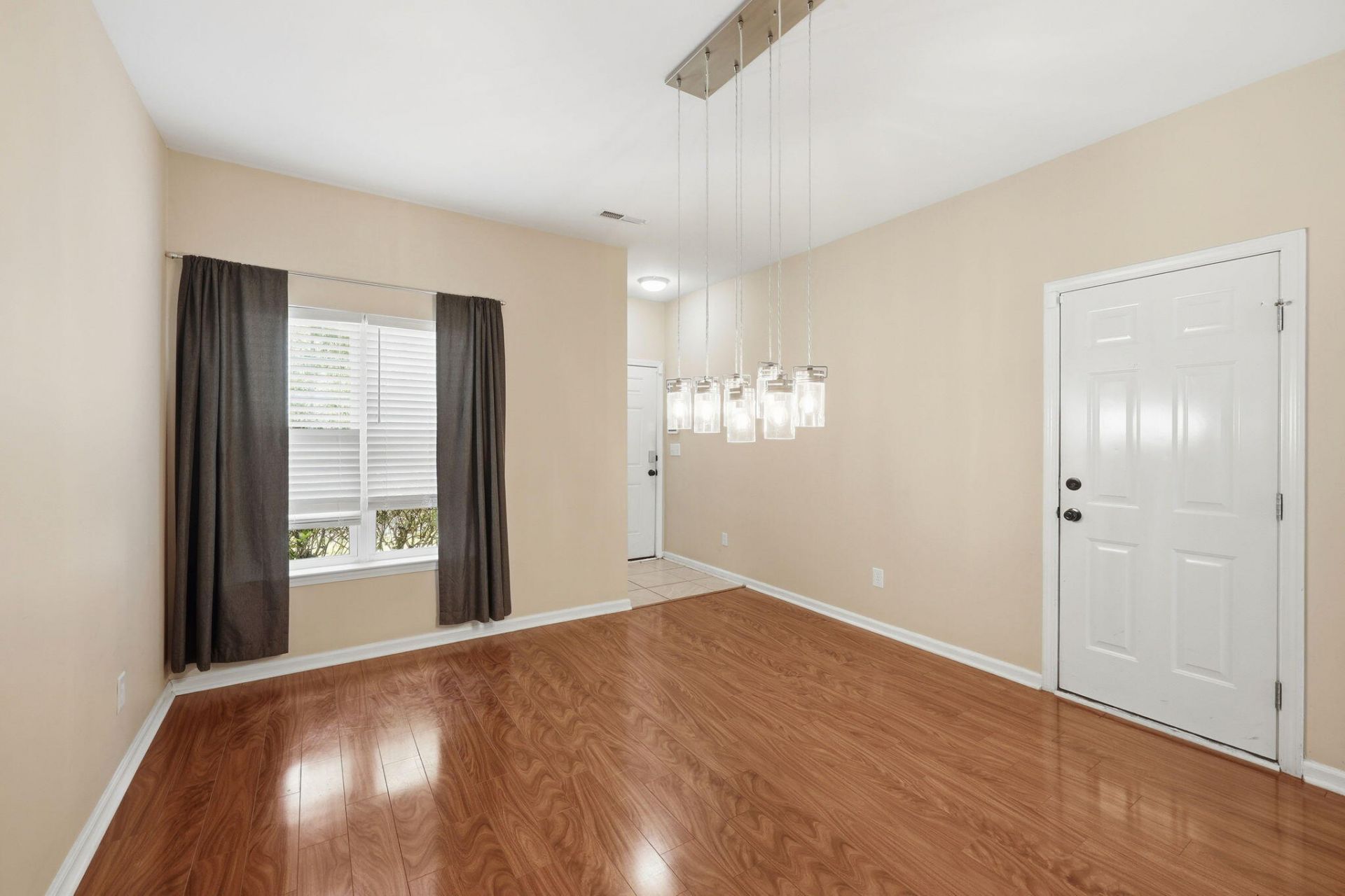 103 Angel Oaks Court Photo 6