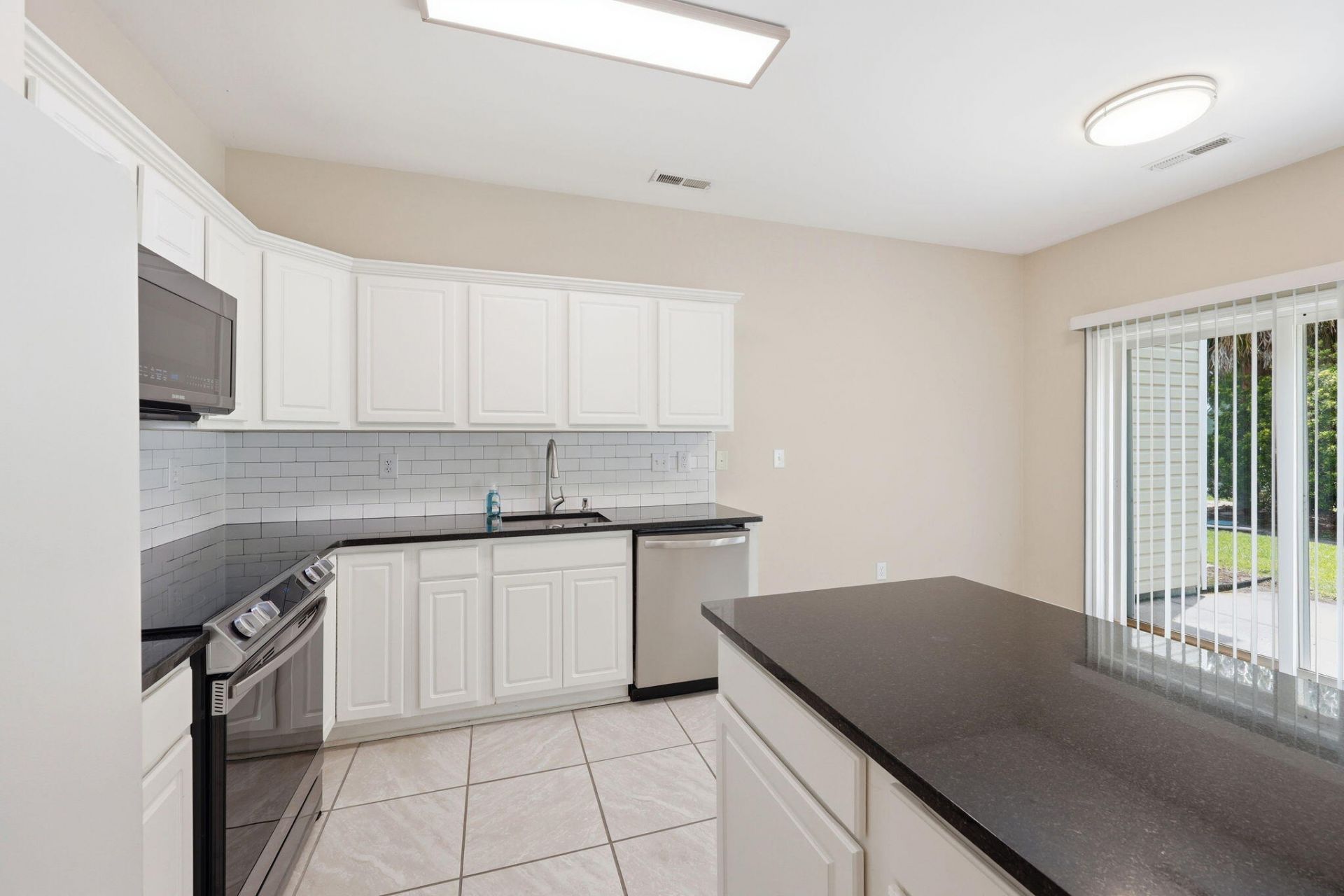 103 Angel Oaks Court Photo 8