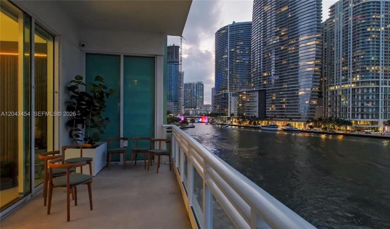 900 Brickell Key Blvd , Unit 503, Miami, FL 33131 Photo