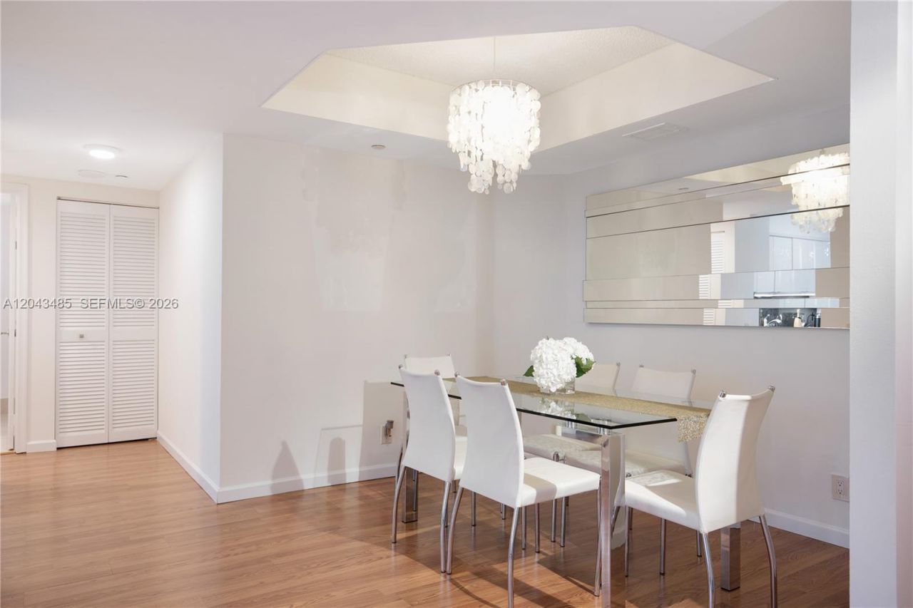 3640 Yacht Club Dr., Unit 304, Aventura, FL 33180 Photo