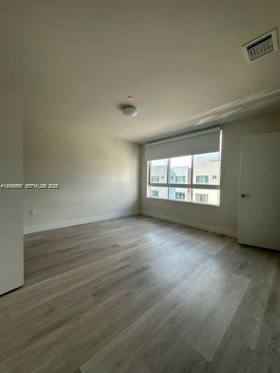 2561 NE 193rd St , Unit 1208, Miami, FL 33180 Photo