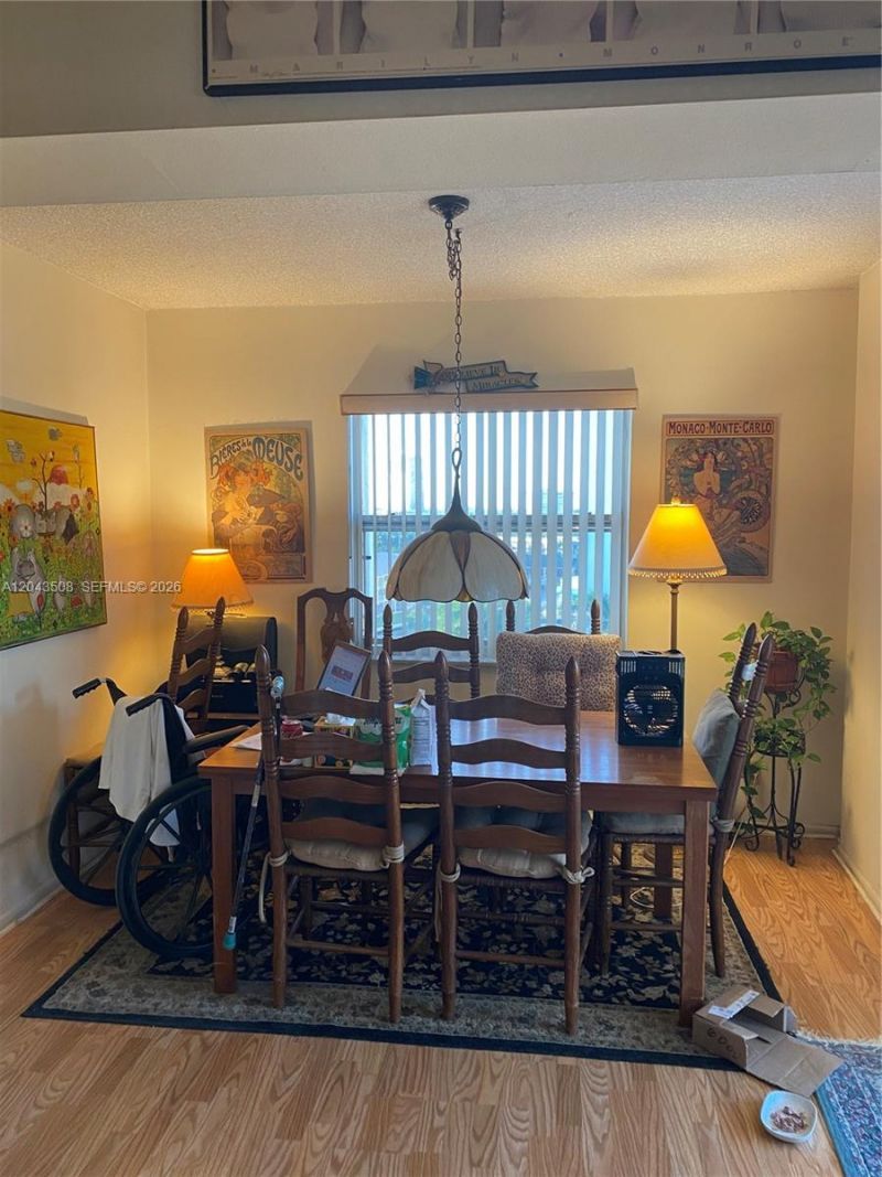 401 Golden Isles Dr , Unit 813, Hallandale Beach, FL 33009 Photo