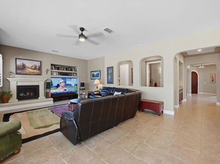 9425 Pinehurst Dr, Roseville, CA 95747 Photo