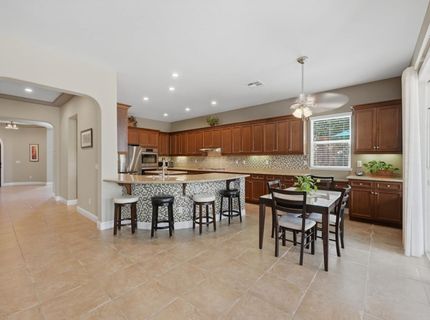 9425 Pinehurst Dr, Roseville, CA 95747 Photo