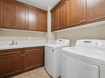 9425 Pinehurst Dr, Roseville, CA 95747 Photo