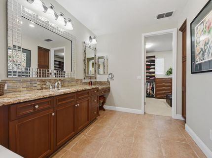 9425 Pinehurst Dr, Roseville, CA 95747 Photo