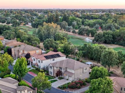 9425 Pinehurst Dr, Roseville, CA 95747 Photo