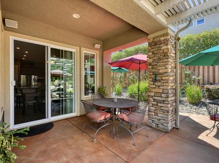 9425 Pinehurst Dr, Roseville, CA 95747 Photo
