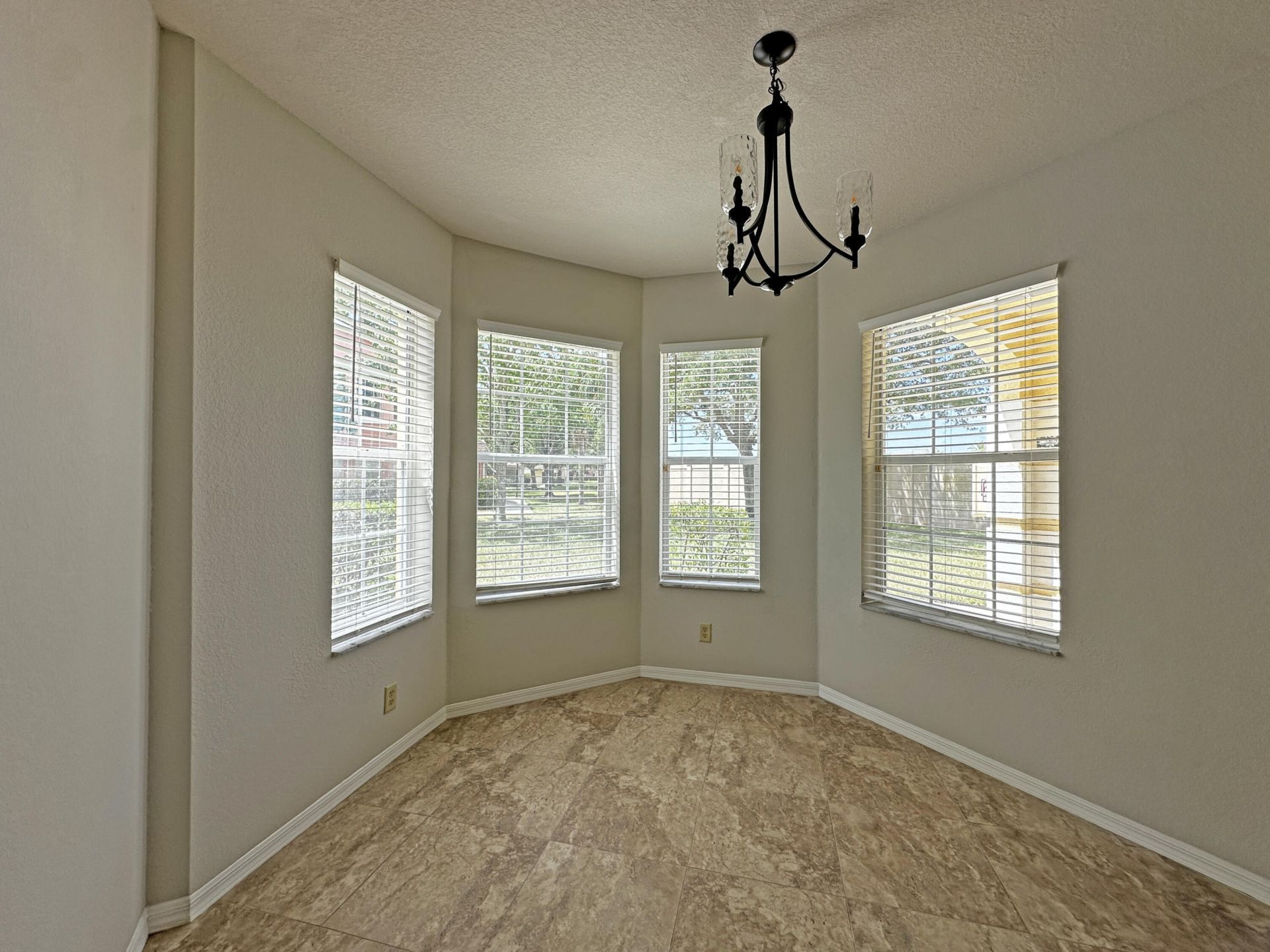170 SW Peacock Boulevard, Unit 36-104, Port Saint Lucie, FL 34986 Photo