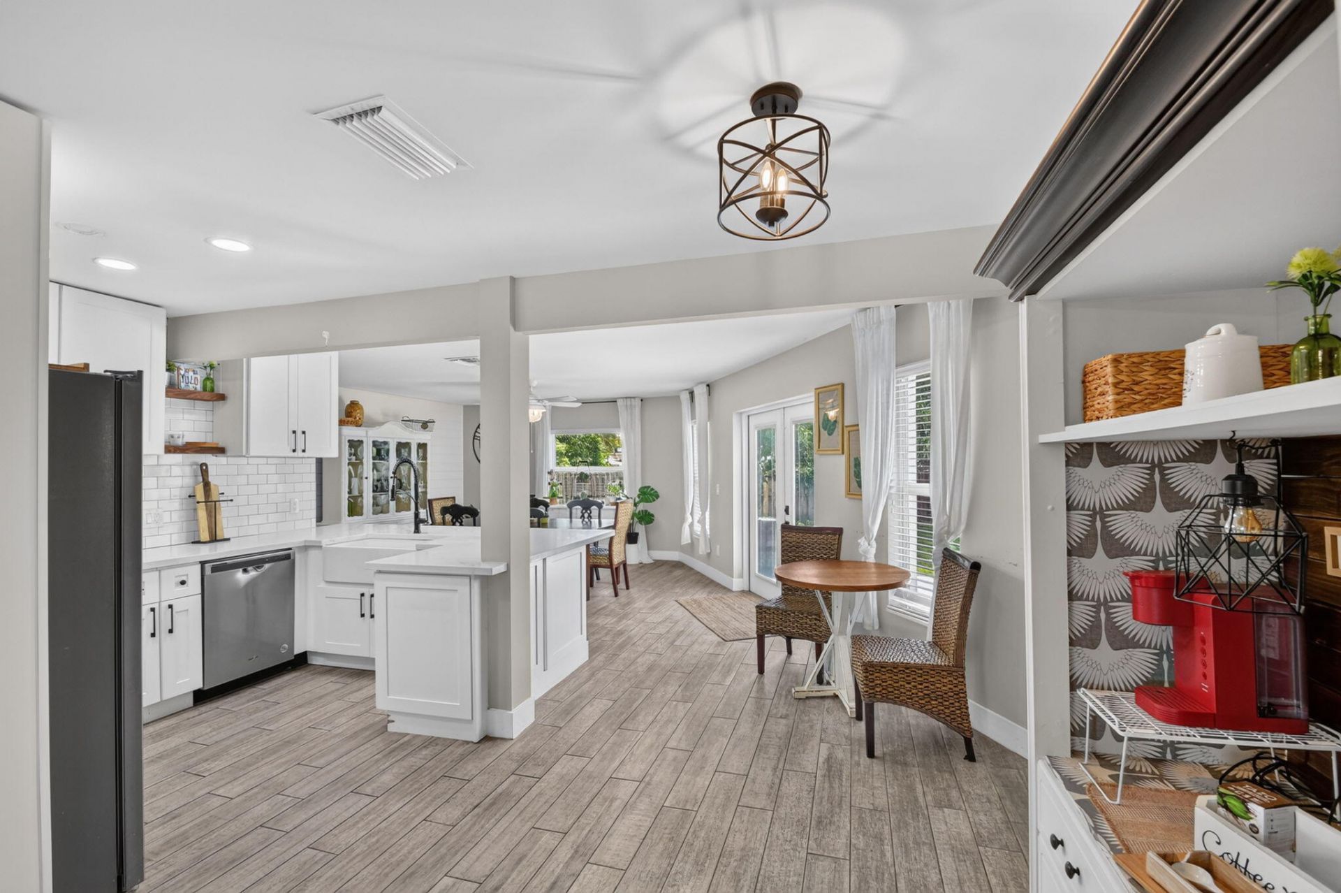 445 Palo Alto Drive, Palm Springs, FL 33461 Photo
