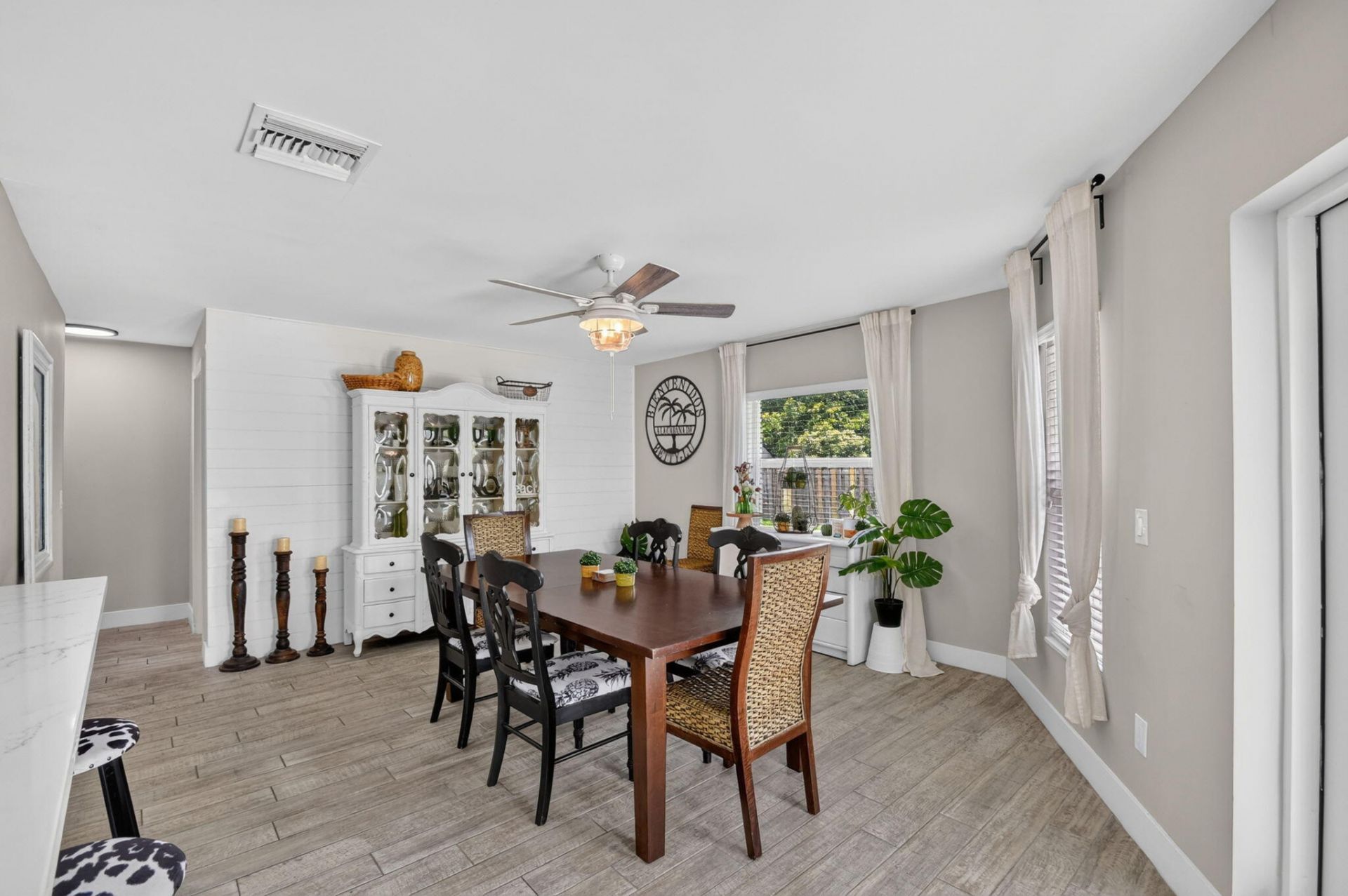 445 Palo Alto Drive, Palm Springs, FL 33461 Photo