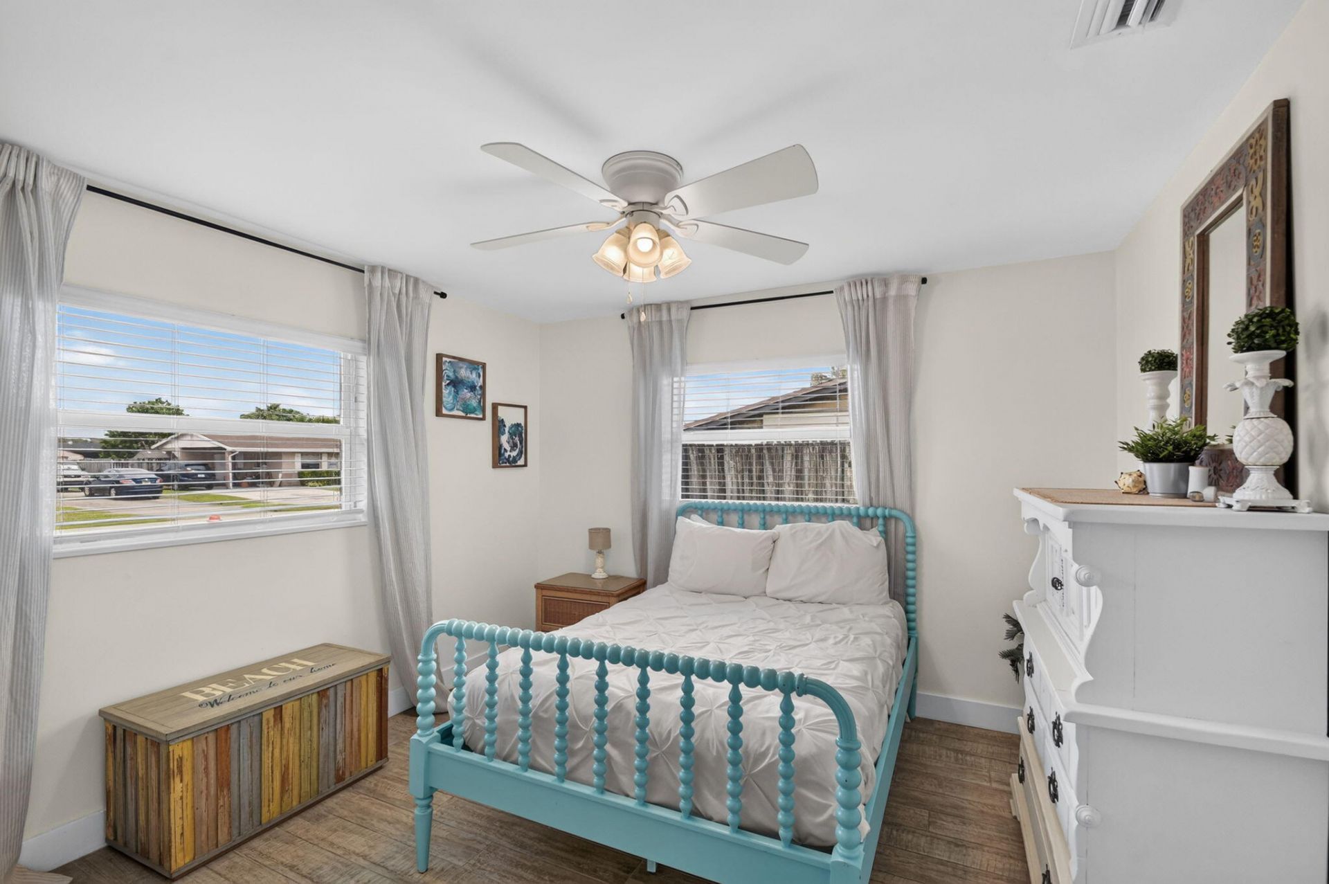 445 Palo Alto Drive, Palm Springs, FL 33461 Photo