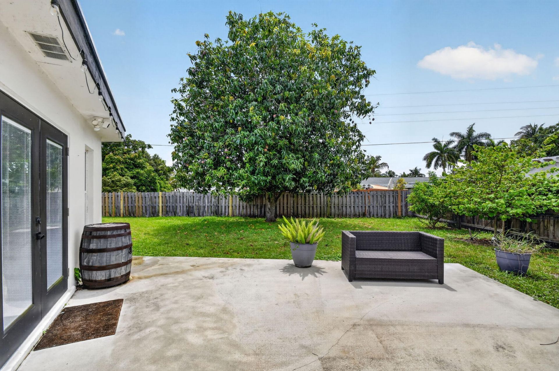 445 Palo Alto Drive, Palm Springs, FL 33461 Photo