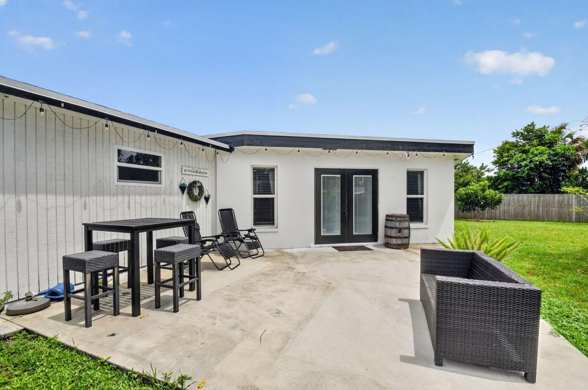 445 Palo Alto Drive, Palm Springs, FL 33461 Photo