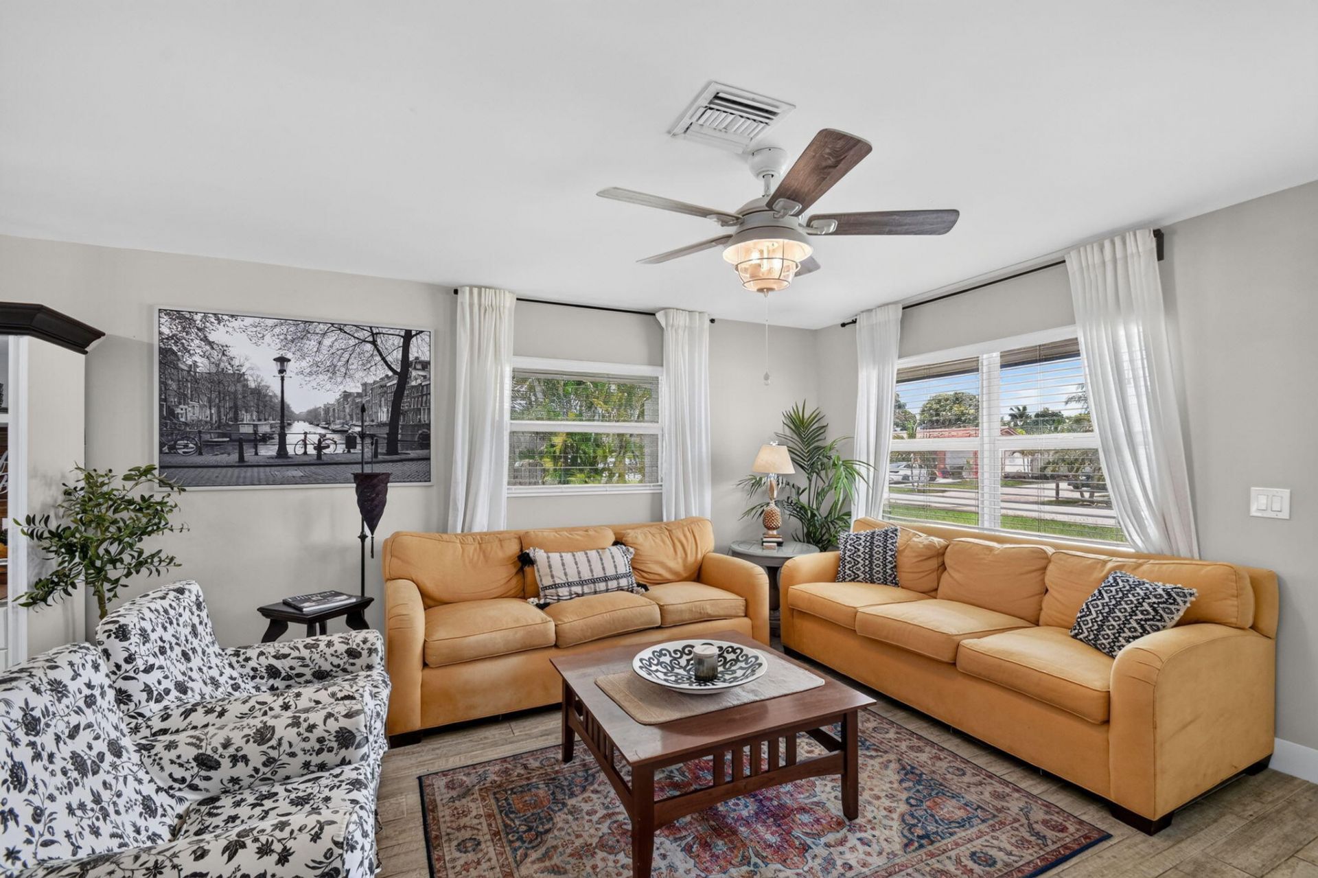 445 Palo Alto Drive, Palm Springs, FL 33461 Photo