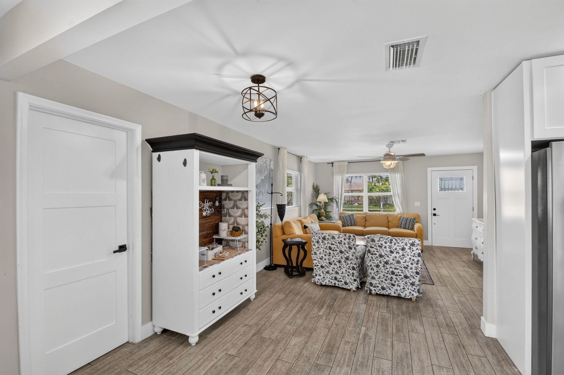 445 Palo Alto Drive, Palm Springs, FL 33461 Photo
