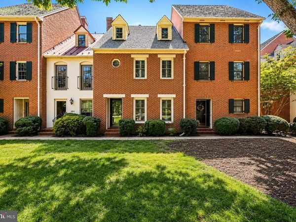 1306 KENMORE AVENUE, FREDERICKSBURG, VA 22401