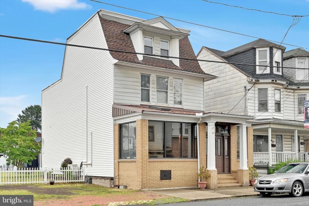 38 VALLEY STREET , NEW PHILADELPHIA, PA 17959
