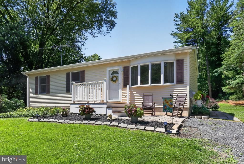 104 PARSONS ROAD , LANDENBERG, PA 19350