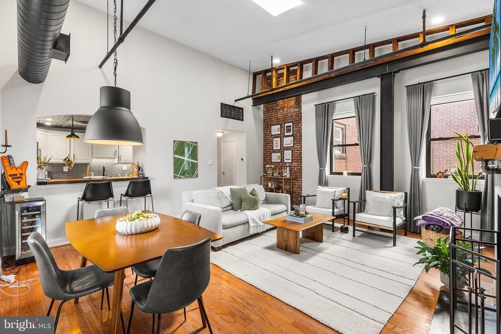 205 11 N 4th Street, Unit F5, Philadelphia, PA 19106 Main Photo